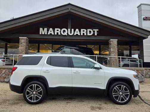2023 GMC Acadia SLT