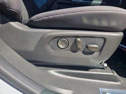 Meteorite Metallic (Gray) 2026 GMC HUMMER EV SUV 3X