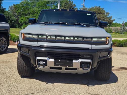 Meteorite Metallic (Gray) 2026 GMC HUMMER EV SUV 3X