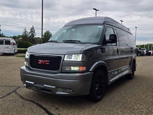 Onyx Black 2026 GMC Savana 2500 Work Van