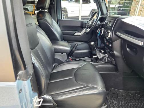 Gray 2013 Jeep Wrangler Rubicon