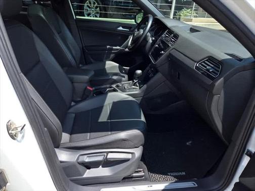 2020 Volkswagen Tiguan 2.0T SE 4MOTION