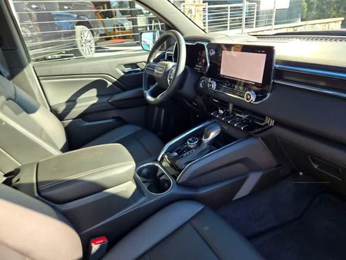 2023 GMC Canyon Elevation