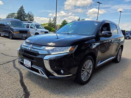 2022 Mitsubishi Outlander PHEV SEL