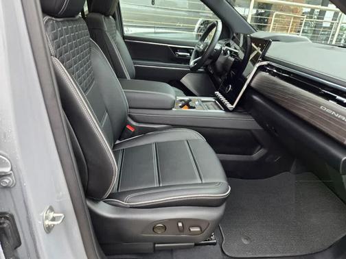 2024 GMC Sierra EV Denali Edition 1