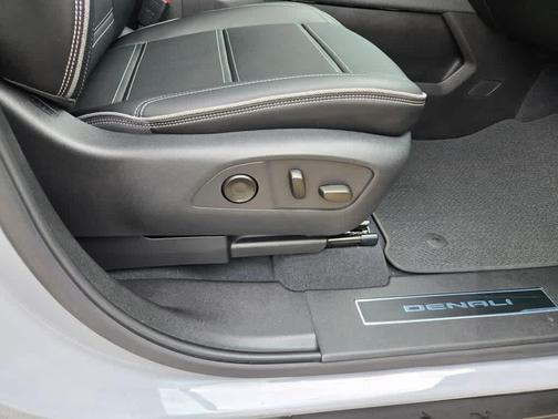 2024 GMC Sierra EV Denali Edition 1