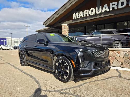 2025 Cadillac Escalade IQ Sport 2