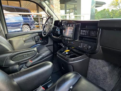 2022 Chevrolet Express 2500 RWD 2500 Regular Wheelbase WT