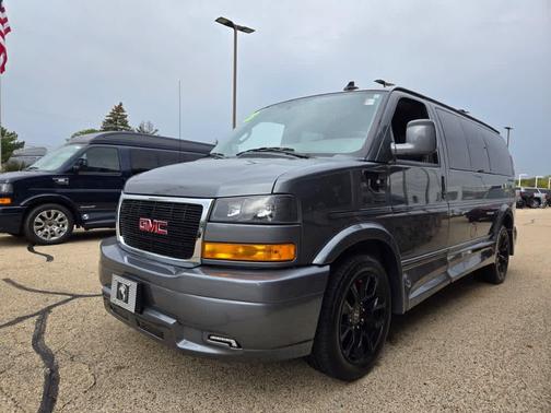 2023 GMC Savana 2500 Work Van