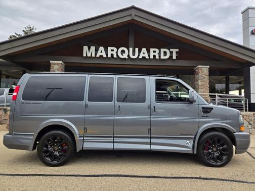 2023 GMC Savana 2500 Work Van