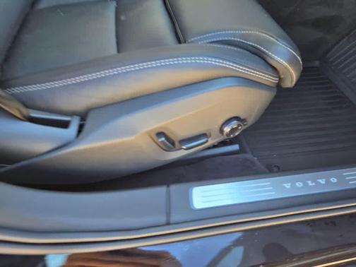 2022 Volvo S90 B6 Inscription