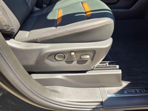 Onyx Black 2026 GMC Sierra 1500 AT4