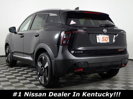 Super Black 2026 Nissan Kicks SR