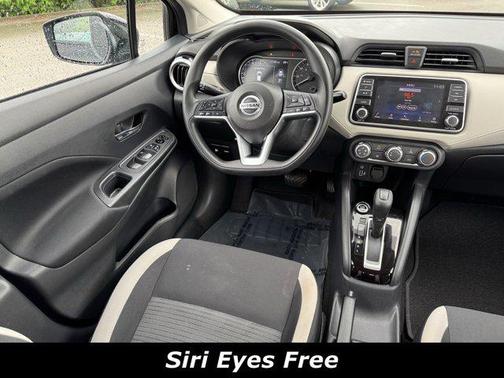 2022 Nissan Versa 1.6 SV