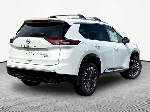 Everest White Pearl Tricoat 2026 Nissan Rogue Platinum