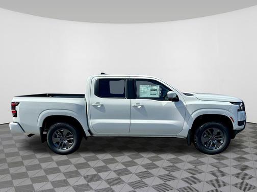 Glacier White 2026 Nissan Frontier SV