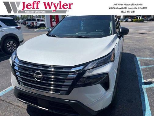 Everest White Pearl 2024 Nissan Rogue S