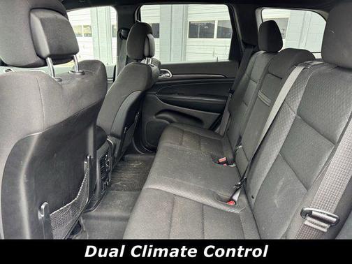 2020 Jeep Grand Cherokee Laredo