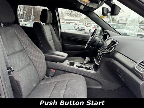 2020 Jeep Grand Cherokee Laredo