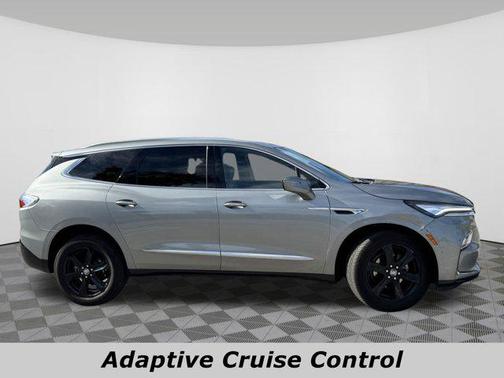 2024 Buick Enclave Essence FWD