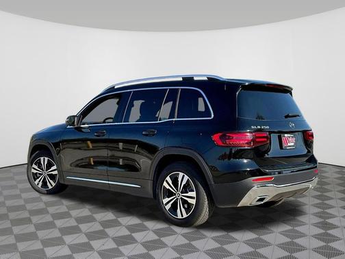 Cosmos Black Metallic 2025 Mercedes-Benz GLB 250 Base