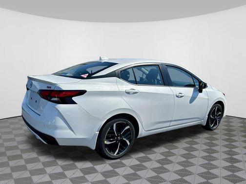 2025 Nissan Versa 1.6 S