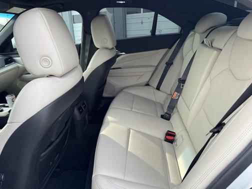 2021 Cadillac CT4 Premium Luxury