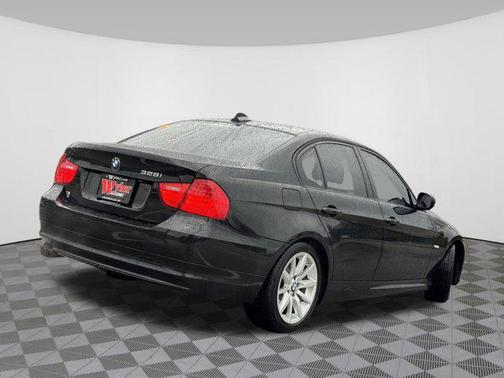 2009 BMW 328 328i