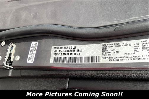 Baltic Gray Metallic Clearcoat 2024 Jeep Grand Cherokee L Altitude