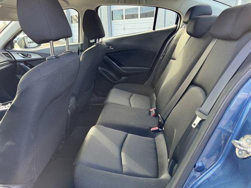 2018 Mazda Mazda3 Sport