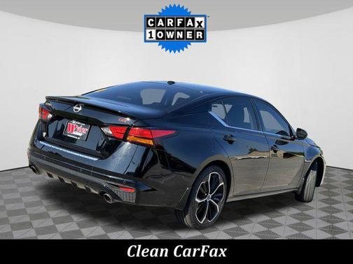 2023 Nissan Altima SR FWD