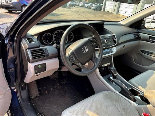 Still Night Pearl 2014 Honda Accord LX