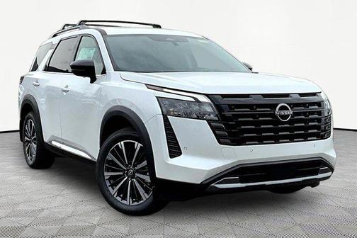 Everest White Pearl Tricoat 2026 Nissan Pathfinder Platinum