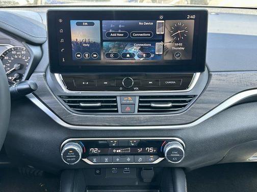 2025 Nissan Altima SV FWD