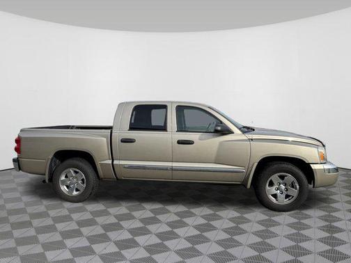 2005 Dodge Dakota Laramie Quad Cab
