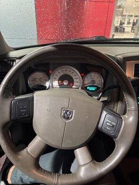 2005 Dodge Dakota Laramie Quad Cab