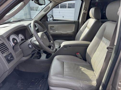 2005 Dodge Dakota Laramie Quad Cab