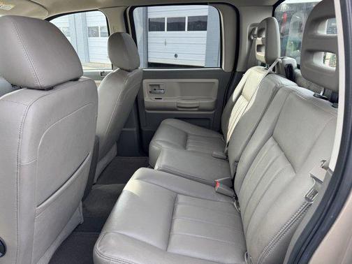 2005 Dodge Dakota Laramie Quad Cab