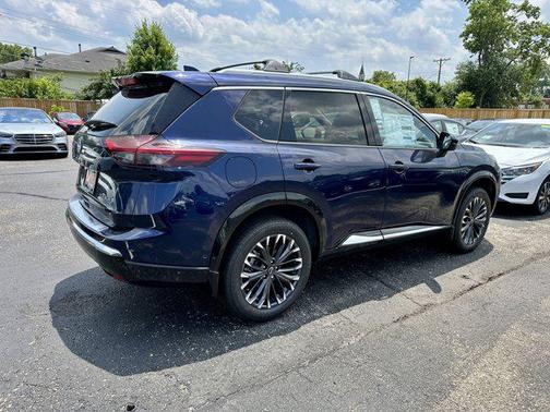 2025 Nissan Rogue Platinum