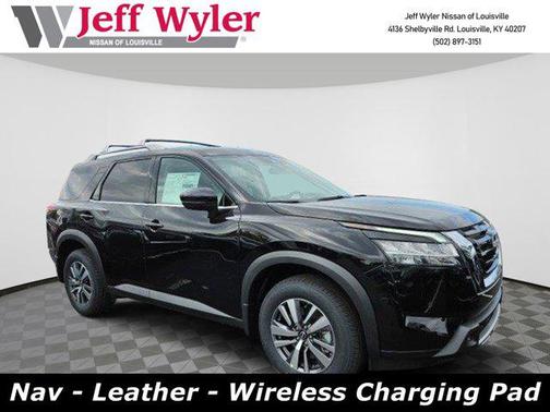 2025 Nissan Pathfinder SL 4WD