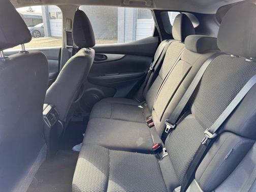 2022 Nissan Rogue Sport S