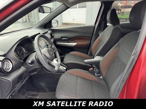 2020 Nissan Kicks SR