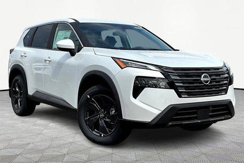 Everest White Pearl Tricoat 2026 Nissan Rogue SV