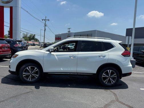 2017 Nissan Rogue SL