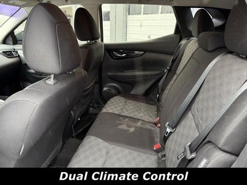 2021 Nissan Rogue Sport SV