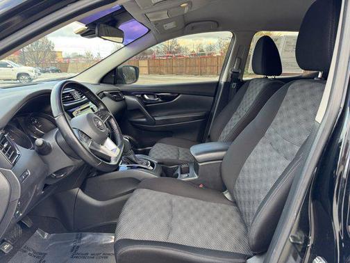 2021 Nissan Rogue Sport SV