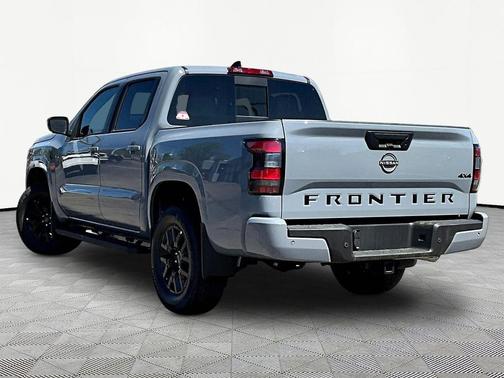 Boulder Gray Pearl 2026 Nissan Frontier SV