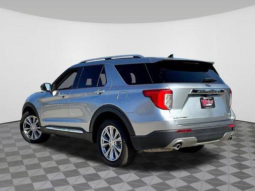 Silver Metallic 2023 Ford Explorer Limited