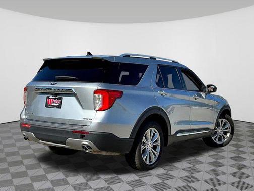 Silver Metallic 2023 Ford Explorer Limited