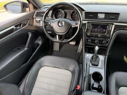 2018 Volkswagen Passat 3.6L V6 GT